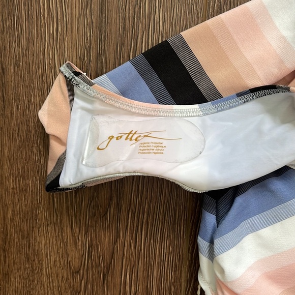 Gottex Collection Alba One Shoulder Cut Out Monokini One Piece Swimsuit - Picture 7 of 10